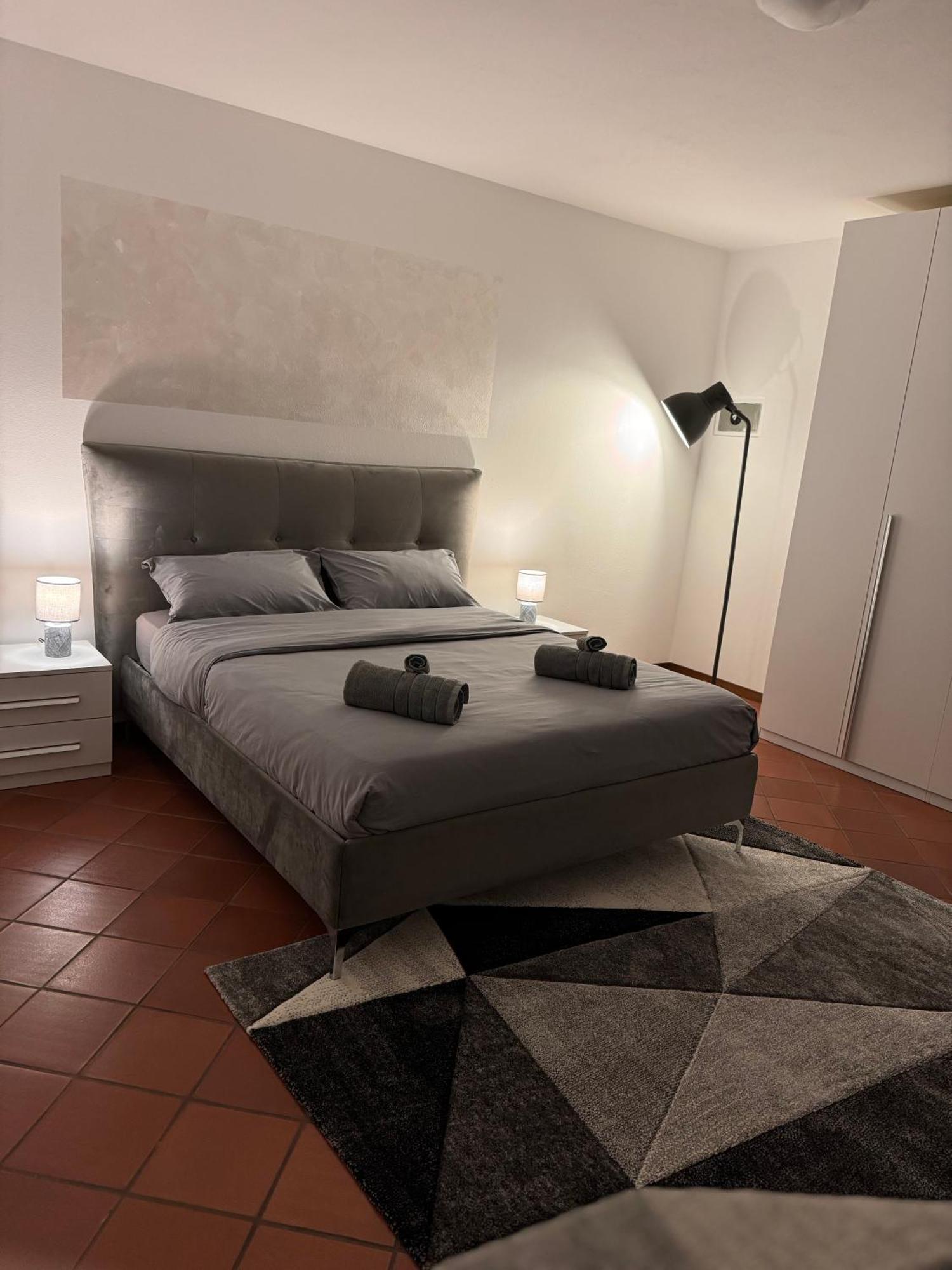Entratico Home Grey מראה חיצוני תמונה